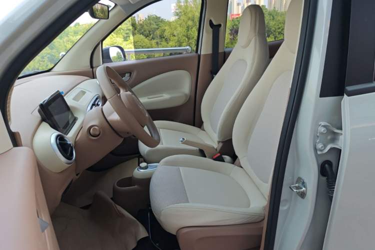 Used Wuling Hongguang MINIEV 2025 Four-Door Version Advanced Edition Left Front Seat
