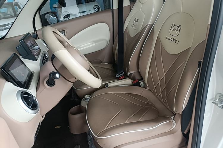 Used Wuling Hongguang MINIEV 2025 Four-Door Version Advanced Edition Left Front Seat