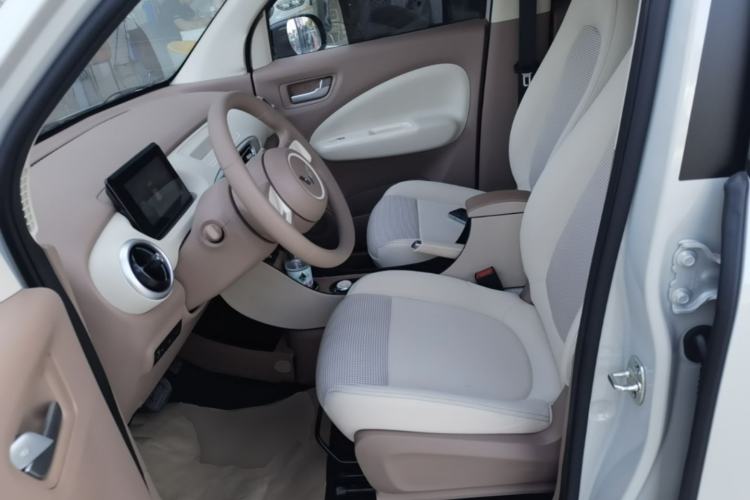 Used Wuling Hongguang MINIEV 2025 Four-Door Version Advanced Edition Left Front Seat