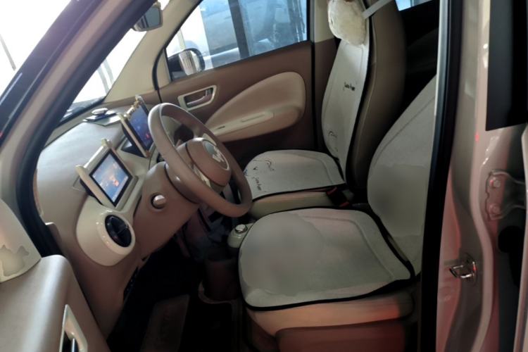 Used Wuling Hongguang MINIEV 2025 Four-Door Version Zhenxiang+ Edition Left Front Seat