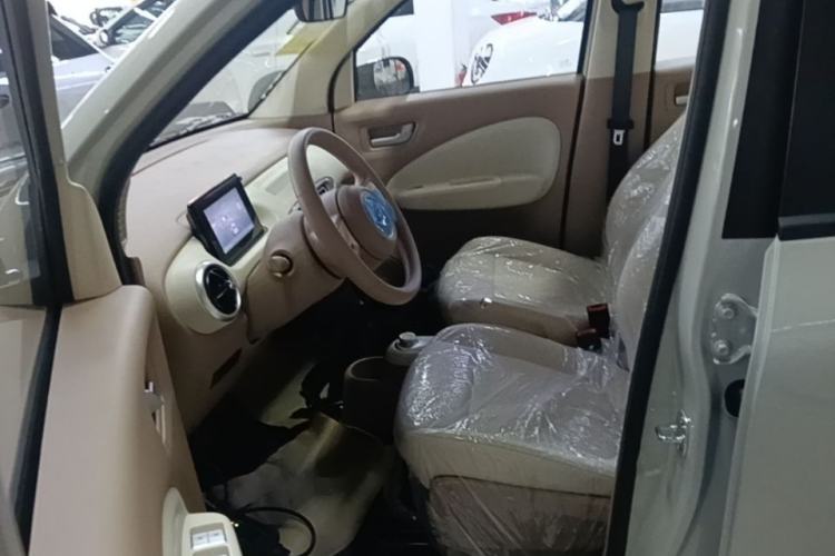 Used Wuling Hongguang MINIEV 2025 Four-Door Version Advanced Edition Left Front Seat