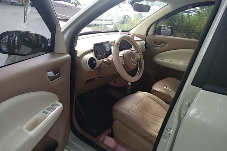 Used Wuling Hongguang MINIEV 2025 Four-Door Version Advanced Edition Left Front Seat