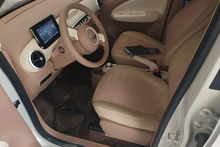Used Wuling Hongguang MINIEV 2025 Four-Door Version Advanced Edition Left Front Seat