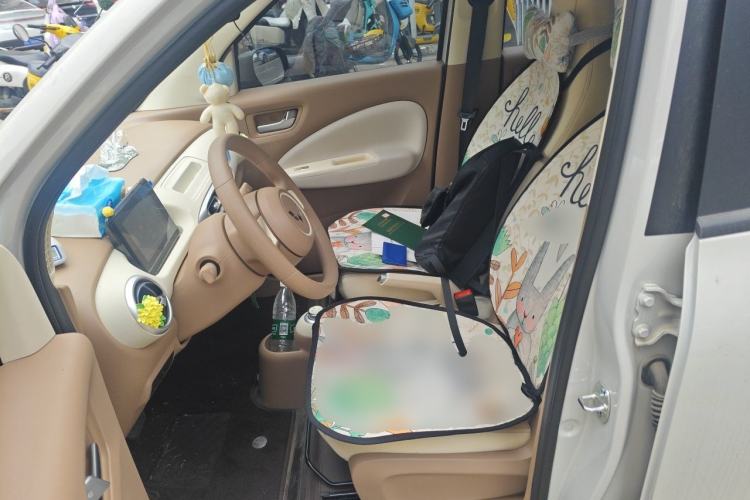 Used Wuling Hongguang MINIEV 2025 Four-Door Version Advanced Edition Left Front Seat