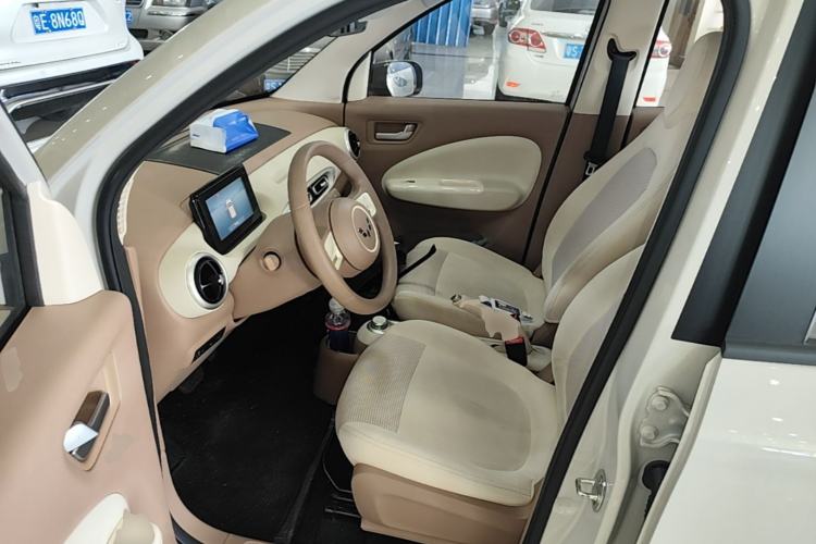 Used Wuling Hongguang MINIEV 2025 Four-Door Version Advanced Edition Left Front Seat