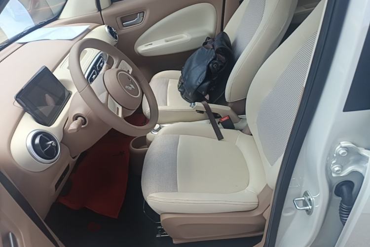 Used Wuling Hongguang MINIEV 2025 Four-Door Version Advanced Edition Left Front Seat