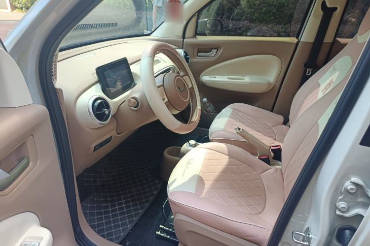 Used Wuling Hongguang MINIEV 2025 Four-Door Version Advanced Edition Left Front Seat