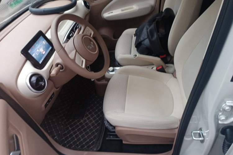 Used Wuling Hongguang MINIEV 2025 Four-Door Version Advanced Edition Left Front Seat