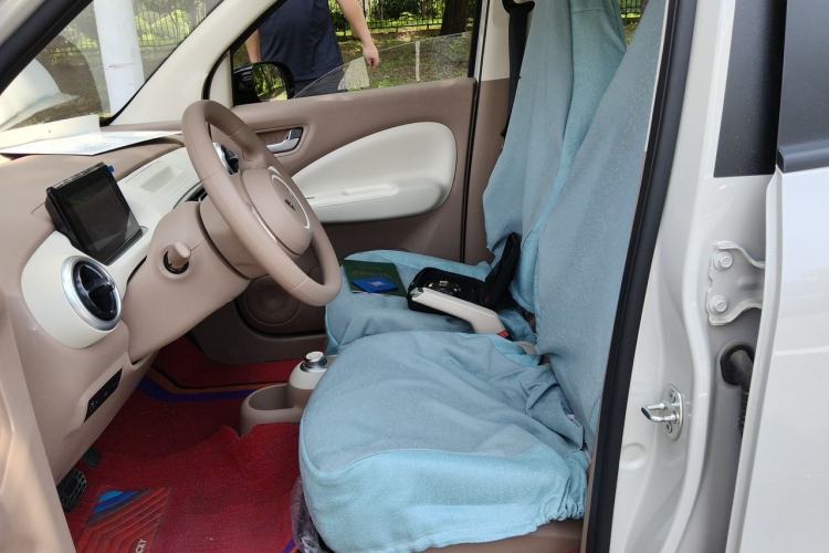 Used Wuling Hongguang MINIEV 2025 Four-Door Version Advanced Edition Left Front Seat