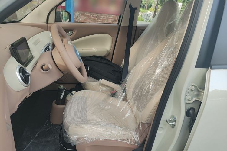 Used Wuling Hongguang MINIEV 2025 Four-Door Version Advanced Edition Left Front Seat