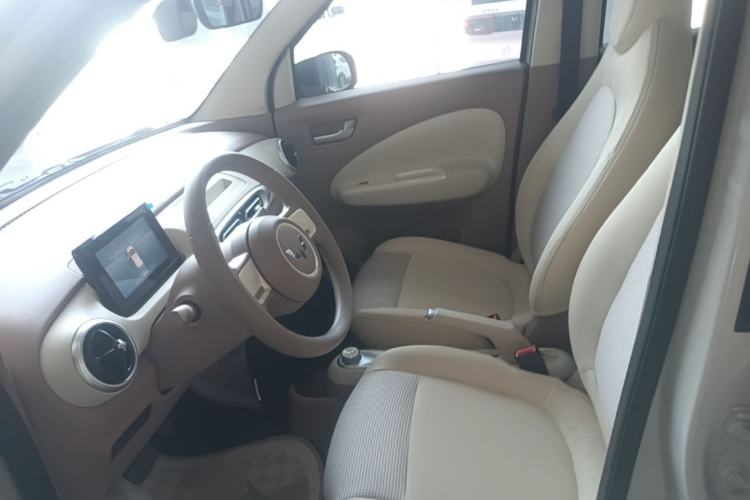 Used Wuling Hongguang MINIEV 2025 Four-Door Version Advanced Edition Left Front Seat
