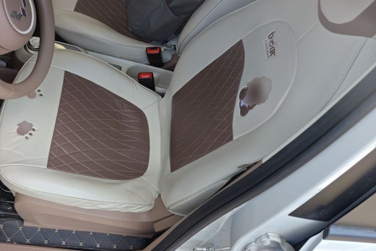 Used Wuling Hongguang MINIEV 2025 Four-Door Version Premium Edition Left Front Seat