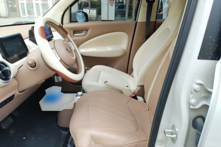 Used Wuling Hongguang MINIEV 2025 Four-Door Version Advanced Edition Left Front Seat