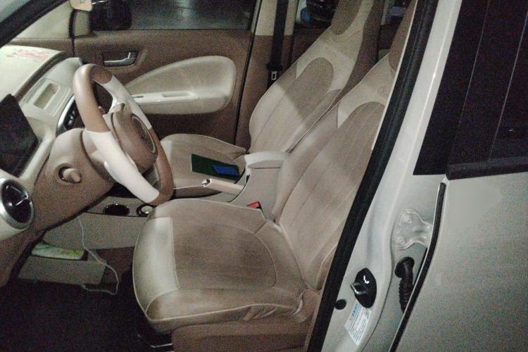 Used Wuling Hongguang MINIEV 2025 Four-Door Version Advanced Edition Left Front Seat