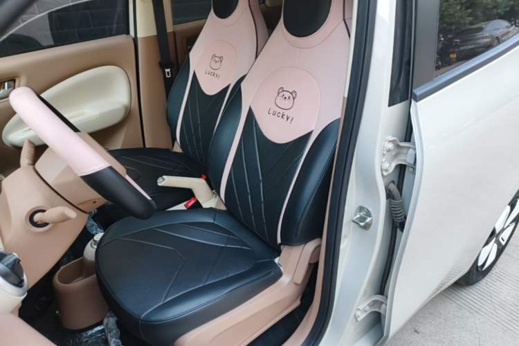 Used Wuling Hongguang MINIEV 2025 Four-Door Version Advanced Edition Left Front Seat