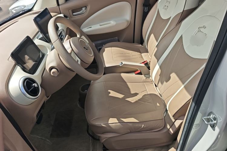 Used Wuling Hongguang MINIEV 2025 Four-Door Version Advanced Edition Left Front Seat