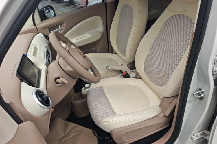 Used Wuling Hongguang MINIEV 2025 Four-Door Version Advanced Edition Left Front Seat