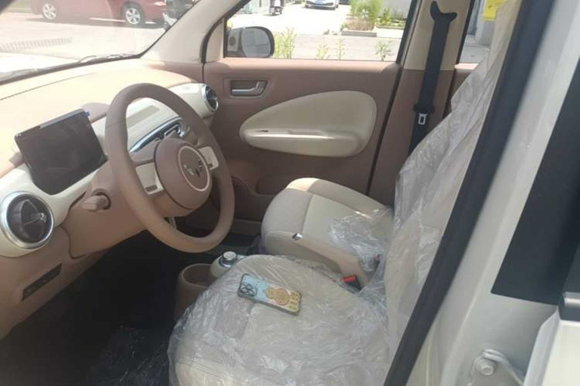 Used Wuling Hongguang MINIEV 2025 Four-Door Version Advanced Edition Left Front Seat
