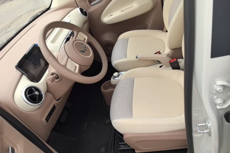 Used Wuling Hongguang MINIEV 2025 Four-Door Version Advanced Edition Left Front Seat