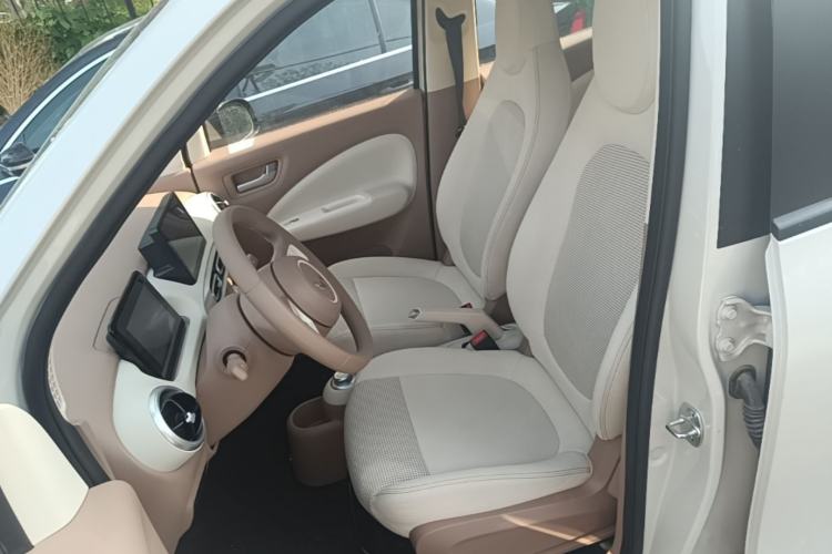 Used Wuling Hongguang MINIEV 2025 Four-Door Version Advanced Edition Left Front Seat