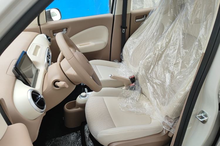 Used Wuling Hongguang MINIEV 2025 Four-Door Version Advanced Edition Left Front Seat