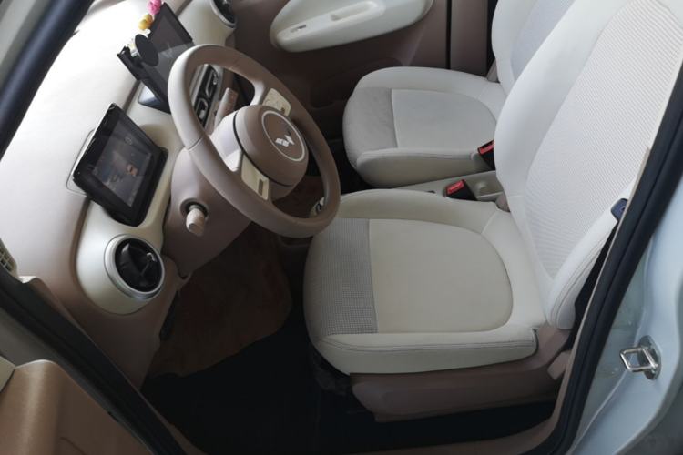 Used Wuling Hongguang MINIEV 2025 Four-Door Version Zhenxiang+ Edition Left Front Seat