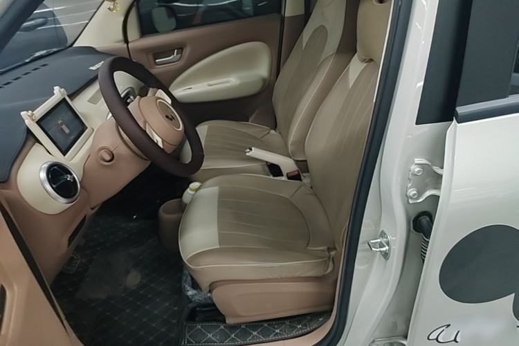 Used Wuling Hongguang MINIEV 2025 Four-Door Version Advanced Edition Left Front Seat