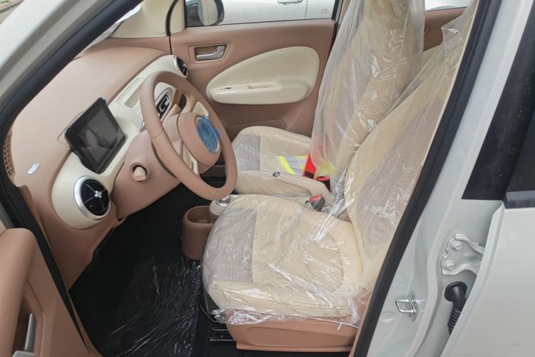 Used Wuling Hongguang MINIEV 2025 Four-Door Version Advanced Edition Left Front Seat
