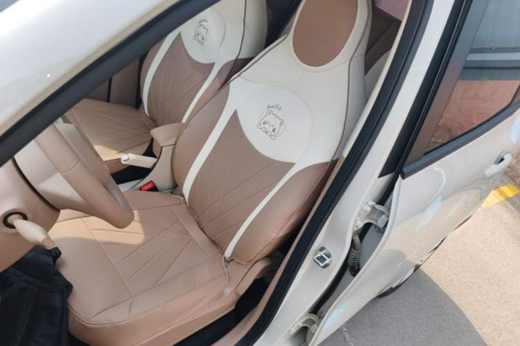 Used Wuling Hongguang MINIEV 2025 Four-Door Version Advanced Edition Left Front Seat