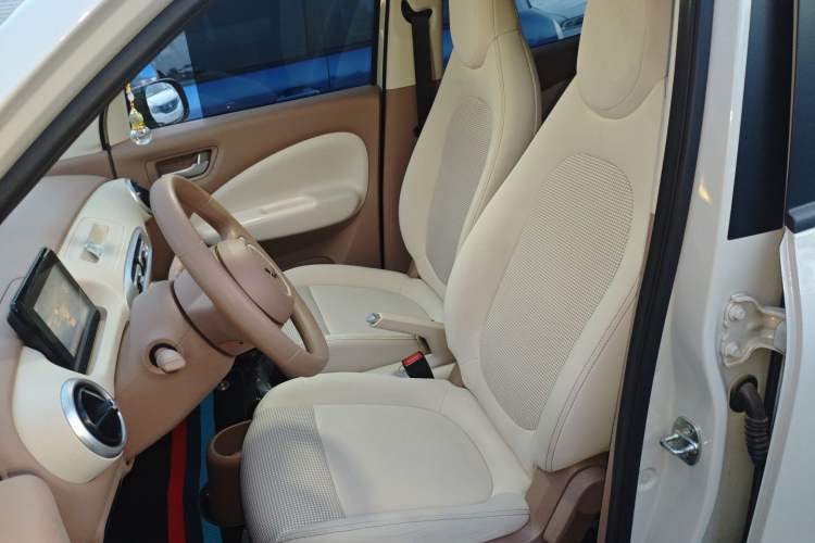 Used Wuling Hongguang MINIEV 2025 Four-Door Version Advanced Edition Left Front Seat