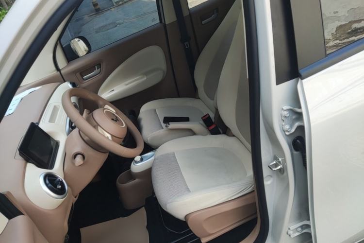 Used Wuling Hongguang MINIEV 2025 Four-Door Version Advanced Edition Left Front Seat