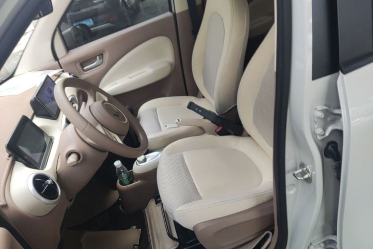 Used Wuling Hongguang MINIEV 2025 Four-Door Version Advanced Edition Left Front Seat