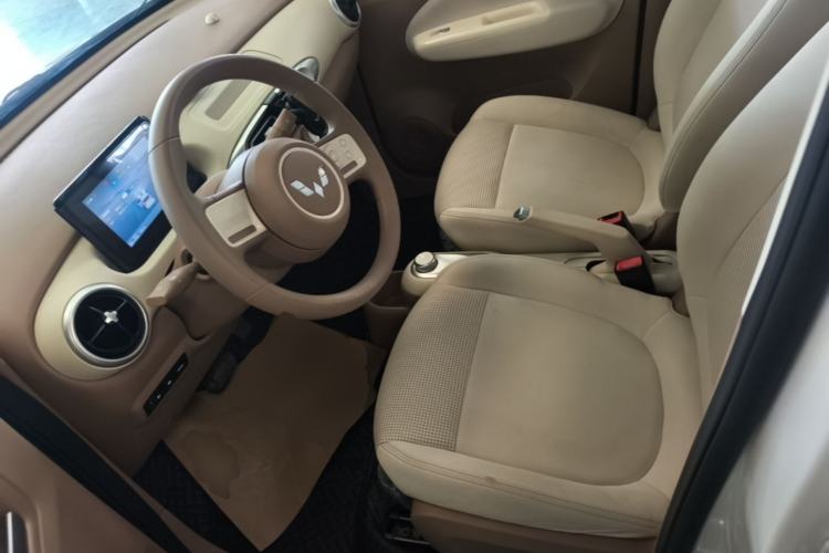 Used Wuling Hongguang MINIEV 2025 Four-Door Version Advanced Edition Left Front Seat