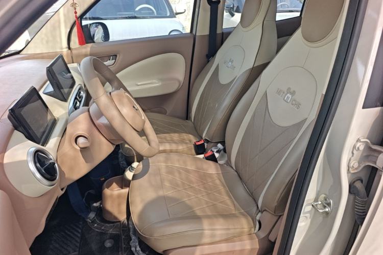 Used Wuling Hongguang MINIEV 2025 Four-Door Version Zhenxiang+ Edition Left Front Seat