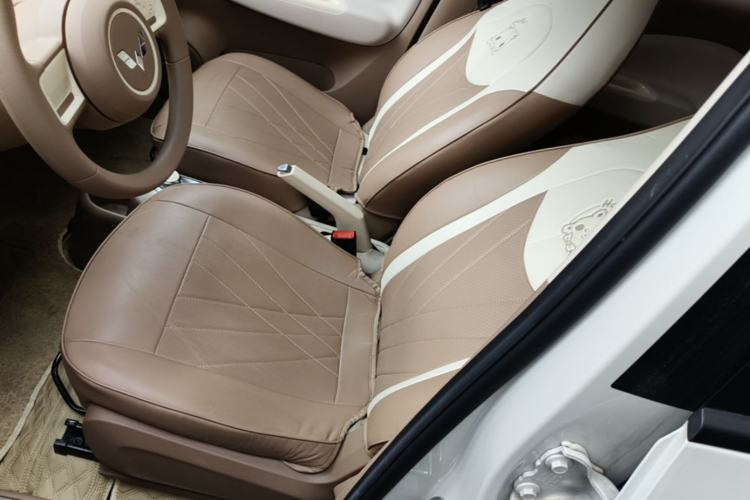 Used Wuling Hongguang MINIEV 2025 Four-Door Version Advanced Edition Left Front Seat