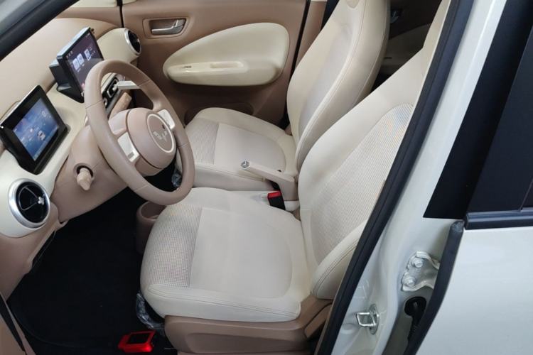 Used Wuling Hongguang MINIEV 2025 Four-Door Version Advanced Edition Left Front Seat
