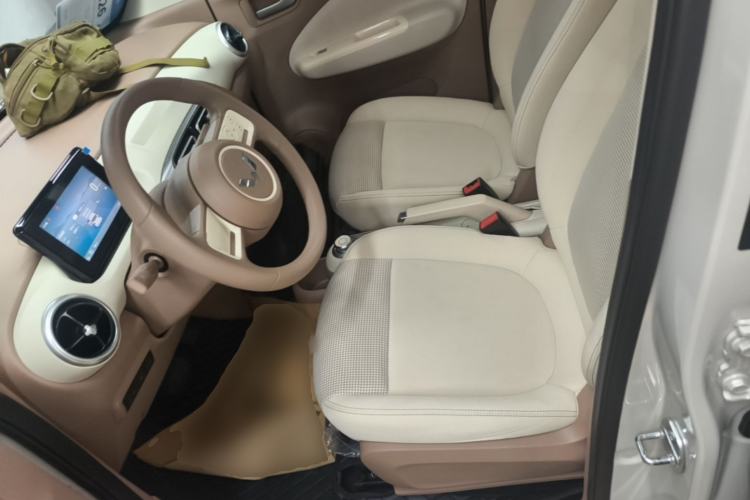Used Wuling Hongguang MINIEV 2025 Four-Door Version Premium Edition Left Front Seat
