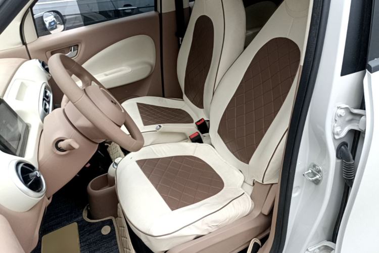 Used Wuling Hongguang MINIEV 2025 Four-Door Version Advanced Edition Left Front Seat