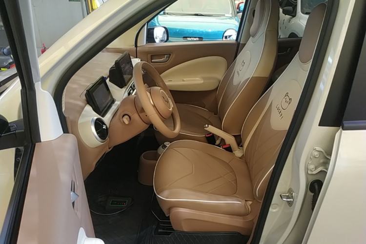 Used Wuling Hongguang MINIEV 2025 Four-Door Version Advanced Edition Left Front Seat