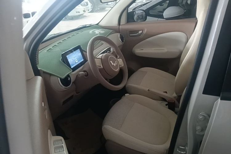Used Wuling Hongguang MINIEV 2025 Four-Door Version Advanced Edition Left Front Seat