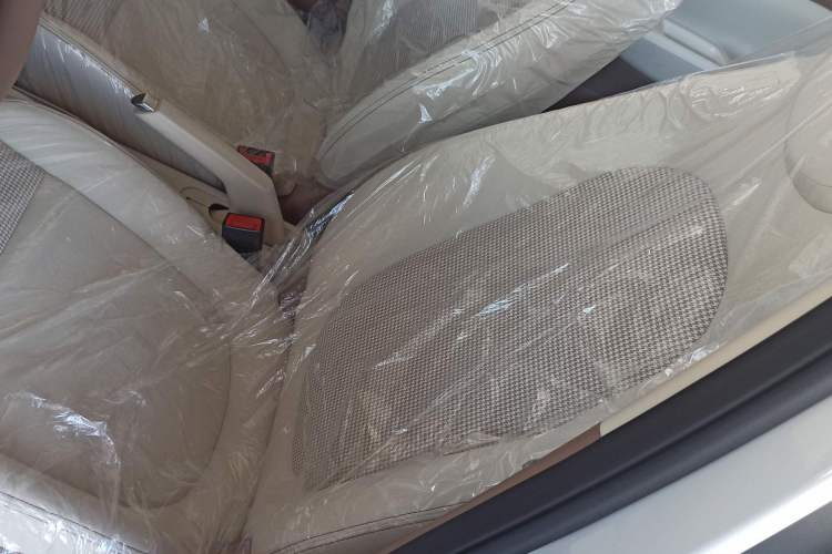 Used Wuling Hongguang MINIEV 2025 Four-Door Version Advanced Edition Left Front Seat