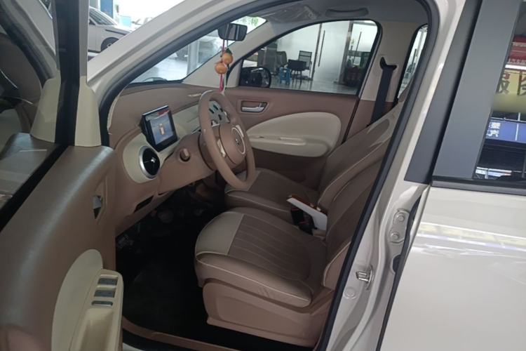 Used Wuling Hongguang MINIEV 2025 Four-Door Version Advanced Edition Left Front Seat