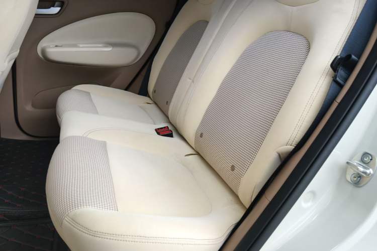 Used Wuling Hongguang MINIEV 2025 Four-Door Version Advanced Edition Left Rear Seat