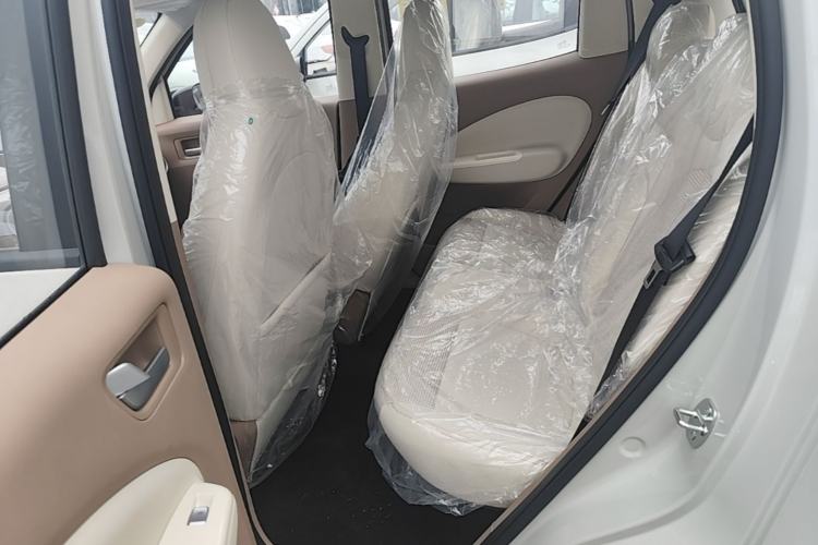 Used Wuling Hongguang MINIEV 2025 Four-Door Version Advanced Edition Left Rear Seat