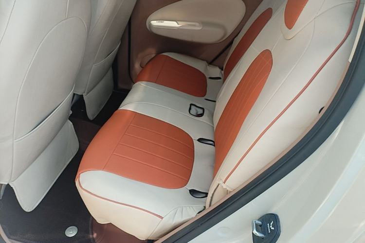 Used Wuling Hongguang MINIEV 2025 Four-Door Version Advanced Edition Left Rear Seat