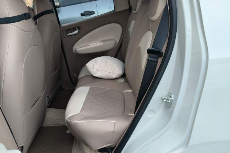 Used Wuling Hongguang MINIEV 2025 Four-Door Version Advanced Edition Left Rear Seat