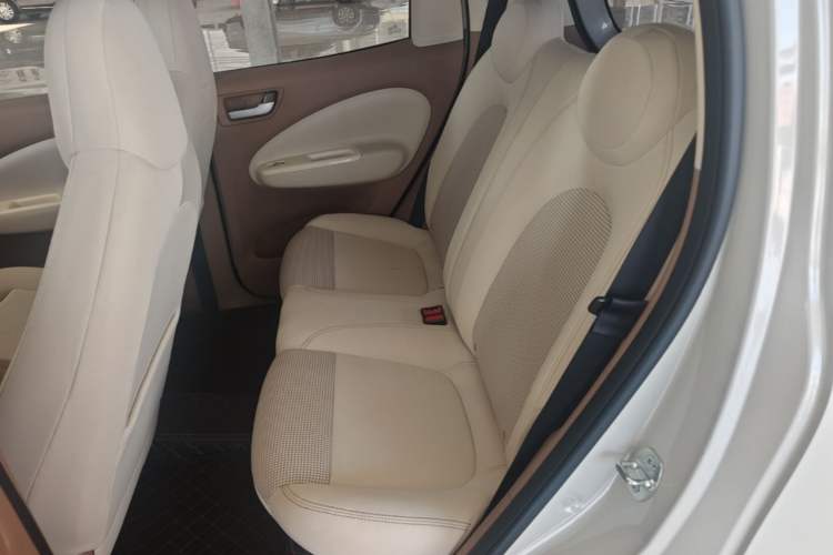 Used Wuling Hongguang MINIEV 2025 Four-Door Version Advanced Edition Left Rear Seat