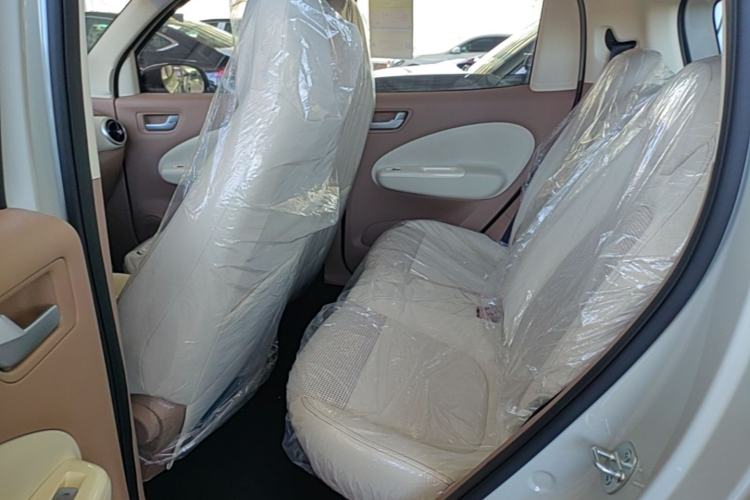 Used Wuling Hongguang MINIEV 2025 Four-Door Version Advanced Edition Left Rear Seat