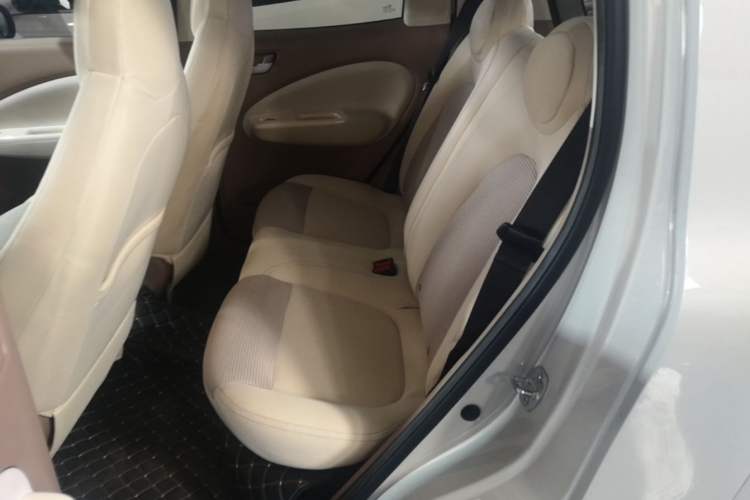 Used Wuling Hongguang MINIEV 2025 Four-Door Version Advanced Edition Left Rear Seat