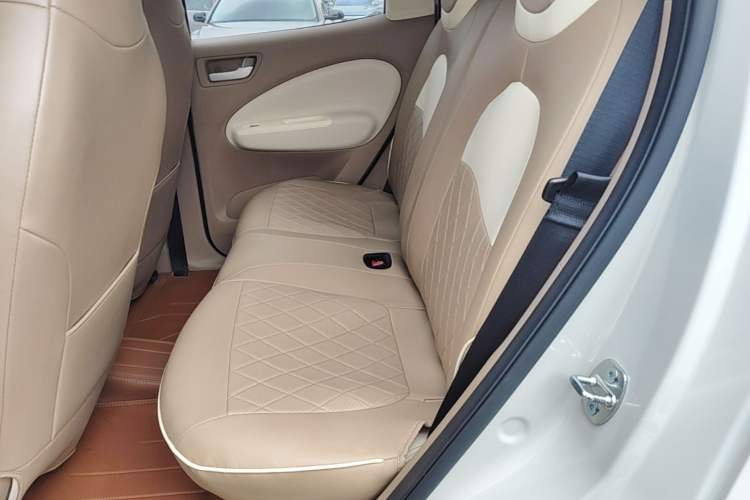 Used Wuling Hongguang MINIEV 2025 Four-Door Version Advanced Edition Left Rear Seat